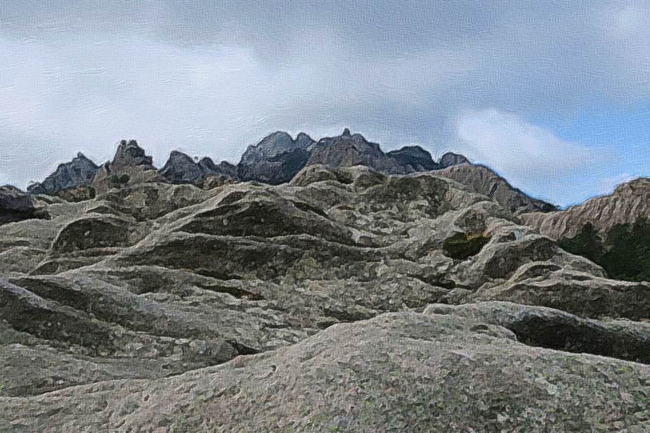 Ein Bild, das draußen, Berg, Natur, Rock enthält.

Automatisch generierte Beschreibung